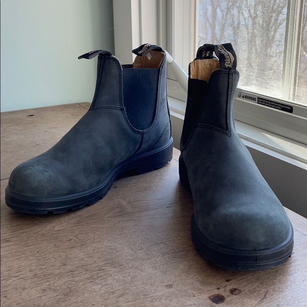 Brand new Blundstones
